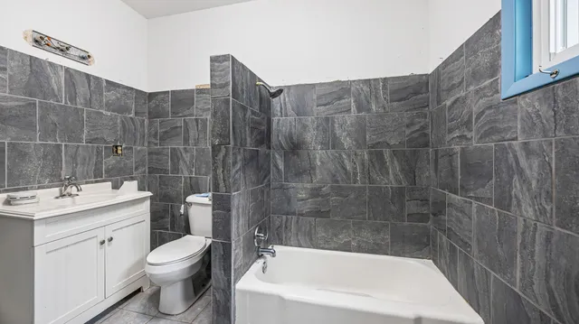 $159,900 | 910 Swift Avenue, Sheboygan, WI 53081