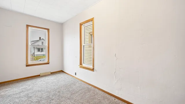 $159,900 | 910 Swift Avenue, Sheboygan, WI 53081