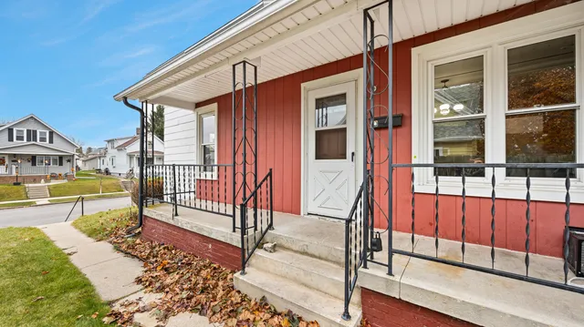 $159,900 | 910 Swift Avenue, Sheboygan, WI 53081