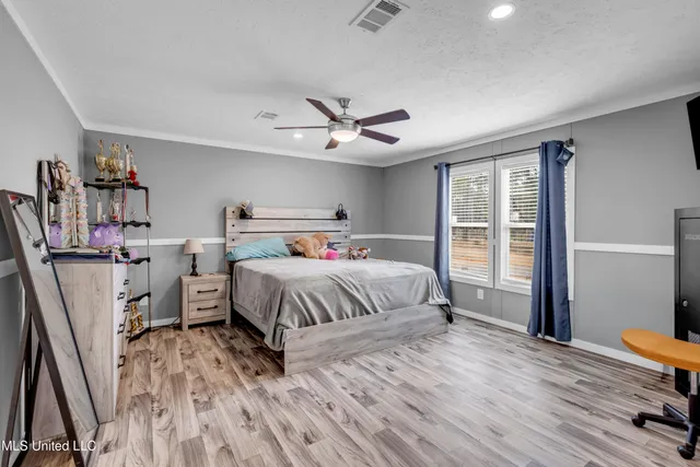 $270,000 | 22280 Road 374, Kiln, MS 39556