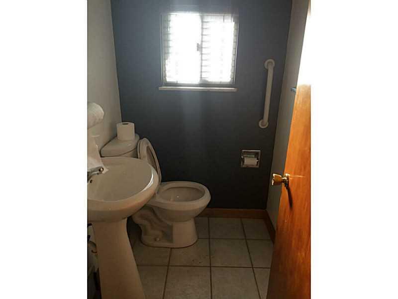 523 Fairoaks Street McKees Rocks, PA 15136 - Photo 22 of 24 Partial Bath. Main floor half bath.