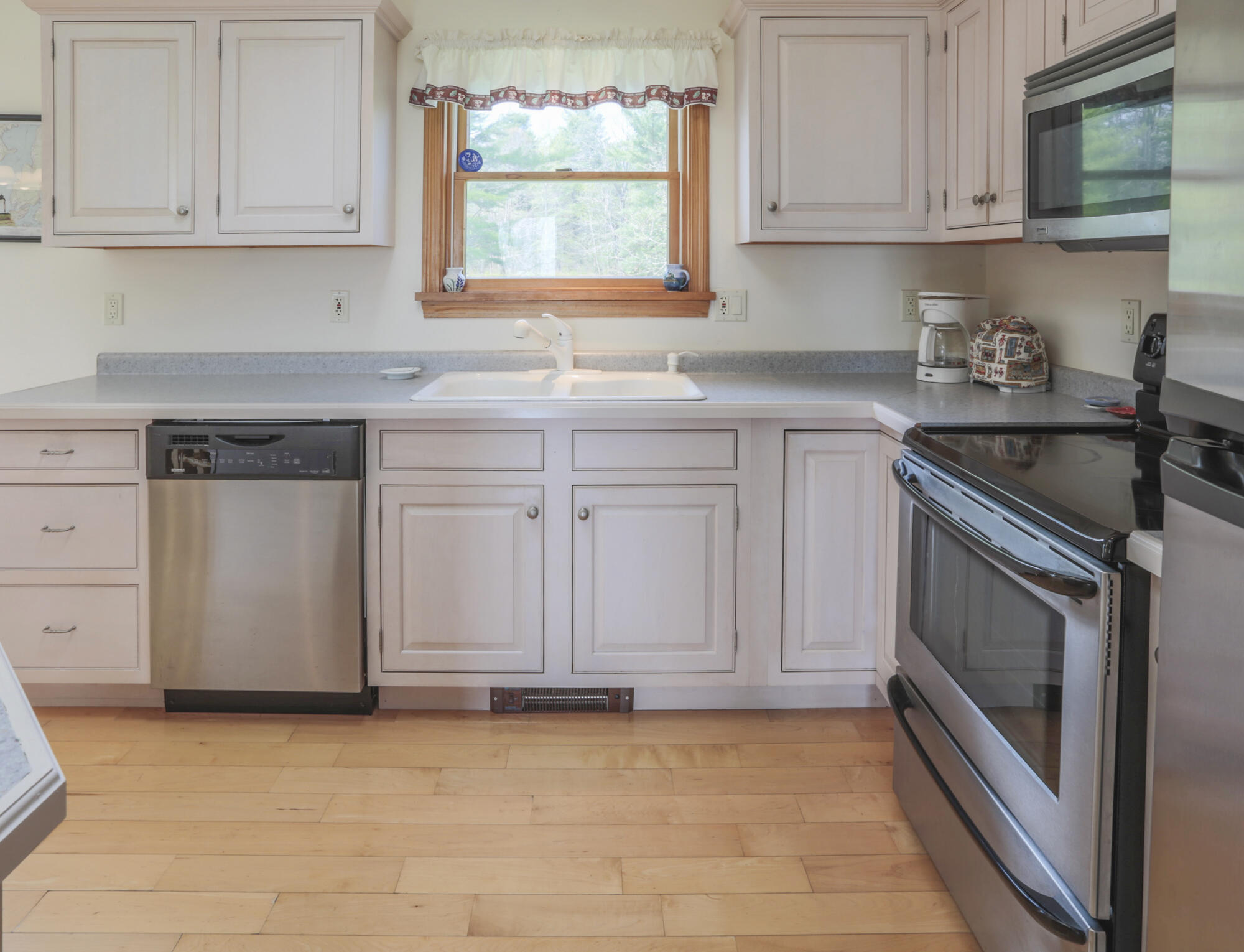 43 Fort Point Cove Road Stockton Springs, ME 04981 - Photo 9 of 38 43FtPointCoveRdStockton-11