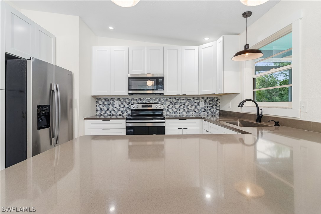 3832 Stabile Road St. James City, FL 33956 - Photo 9 of 25 Gallery Image 9