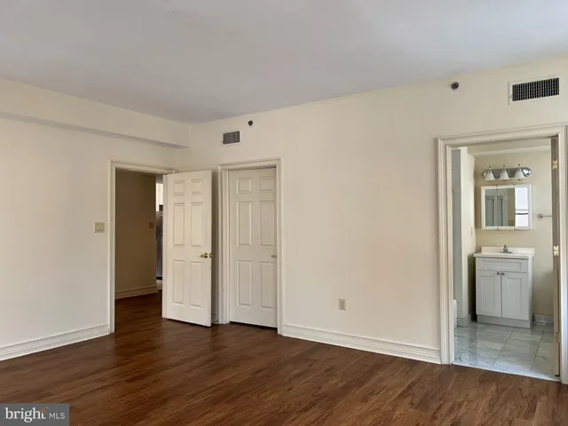 $3,200 | 202 South 17th Street, Philadelphia, PA 19103