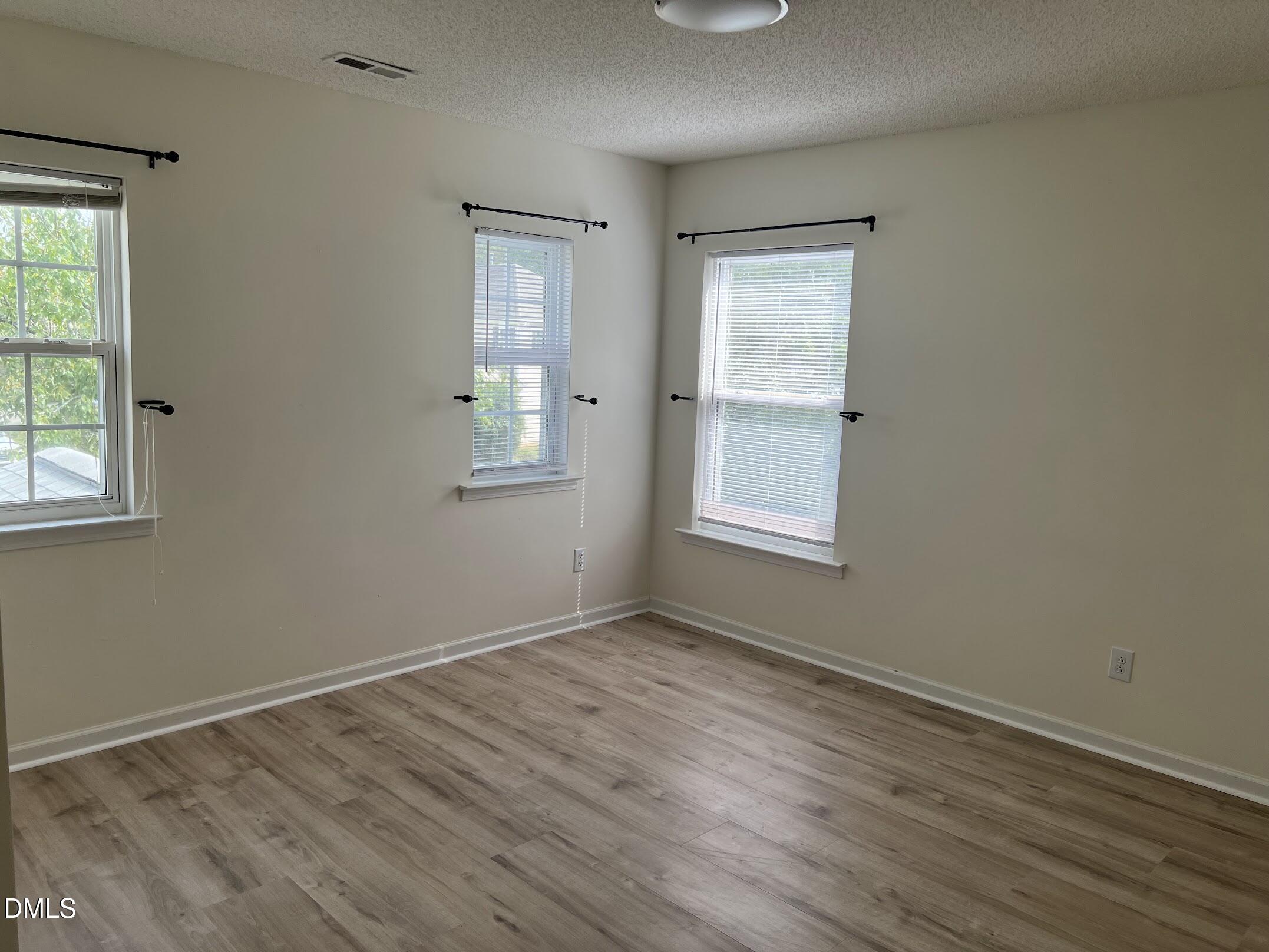 2920 Roundleaf Court Raleigh, NC 27604 - Photo 34 of 42 IMG_9693