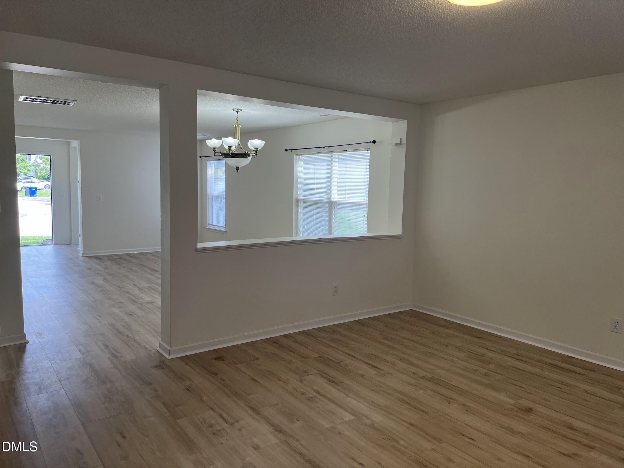 2920 Roundleaf Court Raleigh, NC 27604 - Photo 4 of 42 IMG_9662