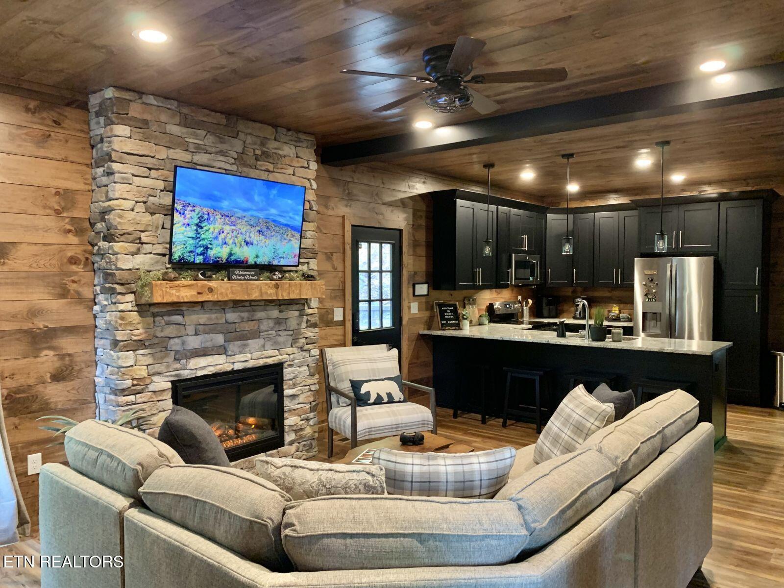 4317 Whetstone Road Sevierville, TN 37862 - Photo 2 of 50 2
