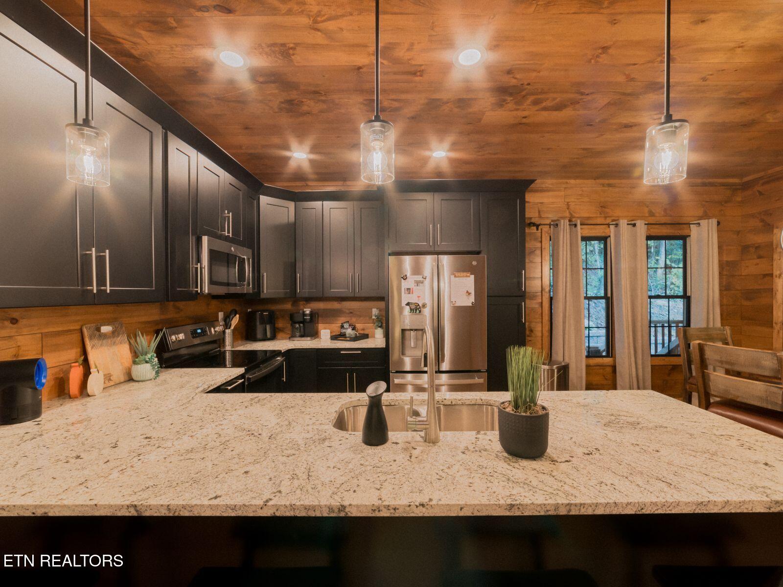 4317 Whetstone Road Sevierville, TN 37862 - Photo 9 of 50 9