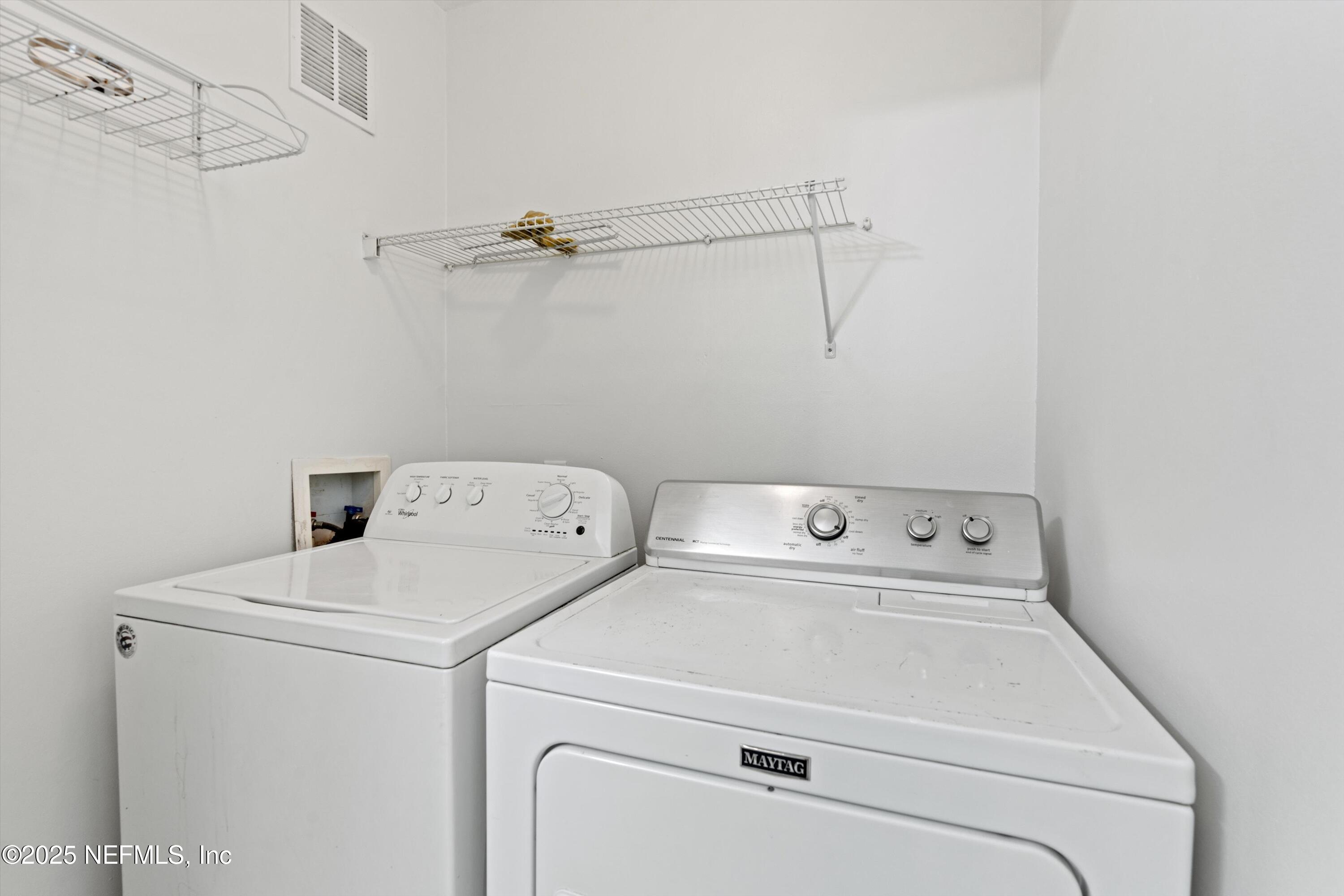 1809 Lakewood Road Jacksonville, FL 32207 - Photo 11 of 39 Laundry