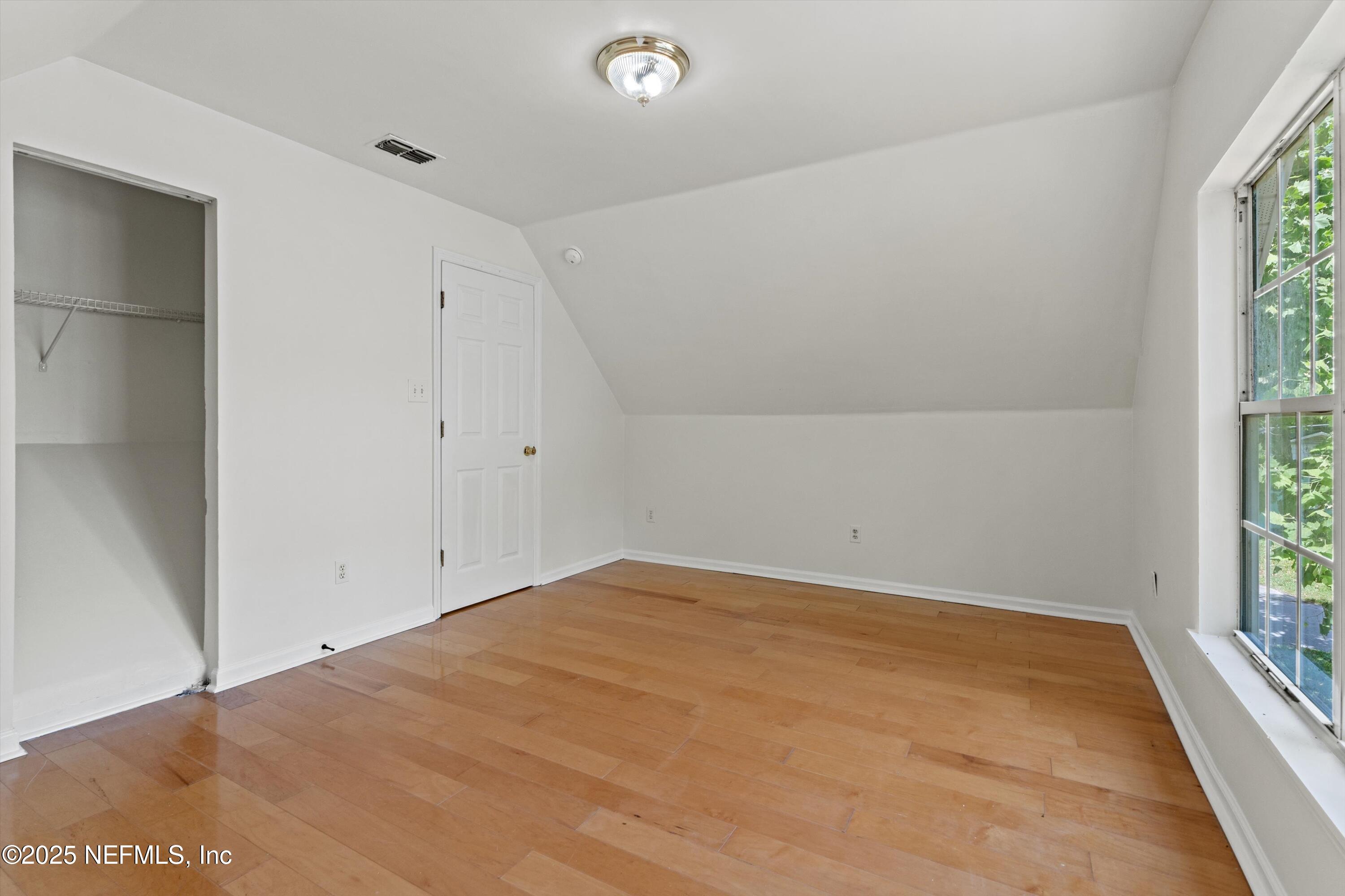 1809 Lakewood Road Jacksonville, FL 32207 - Photo 16 of 39 Bedroom 2