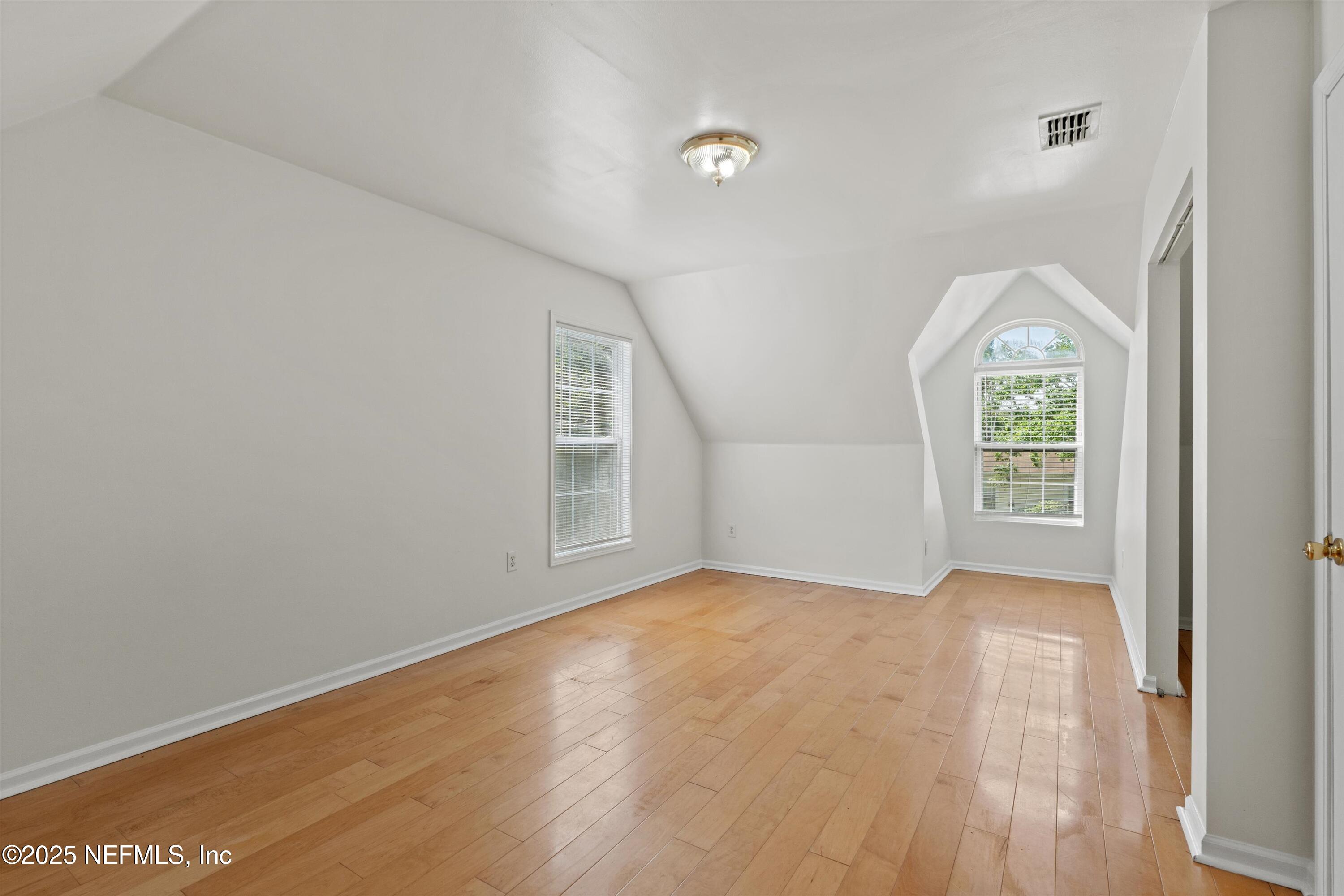 1809 Lakewood Road Jacksonville, FL 32207 - Photo 20 of 39 Bedroom 4