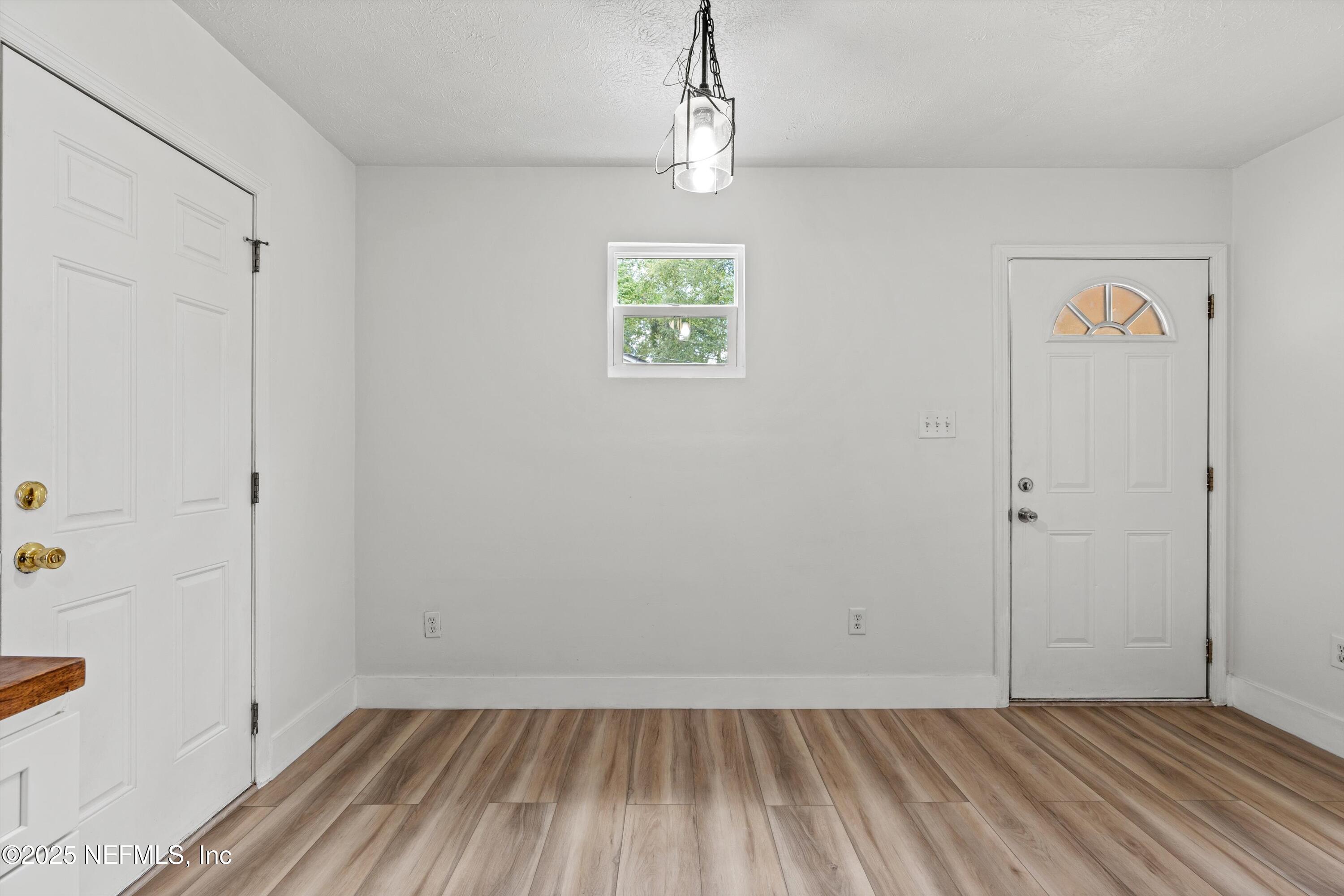 1809 Lakewood Road Jacksonville, FL 32207 - Photo 7 of 39 Dining Room