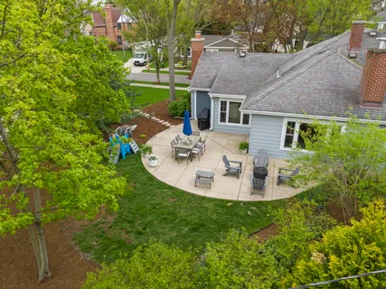 $725,000 | 258 Crest Road, Glen Ellyn, IL 60137