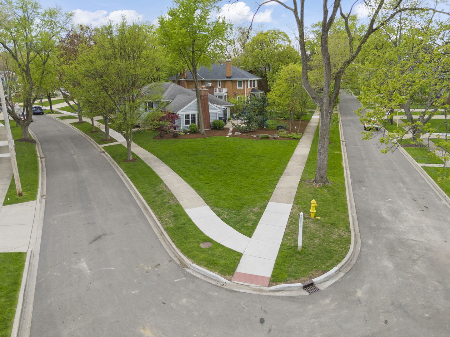 258 Crest Road Glen Ellyn, IL 60137 - Photo 35 of 41