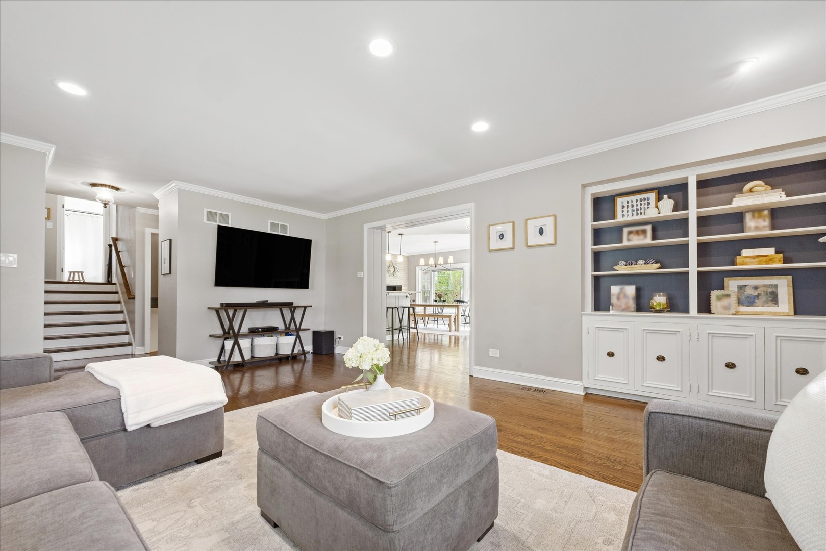 258 Crest Road Glen Ellyn, IL 60137 - Photo 5 of 41