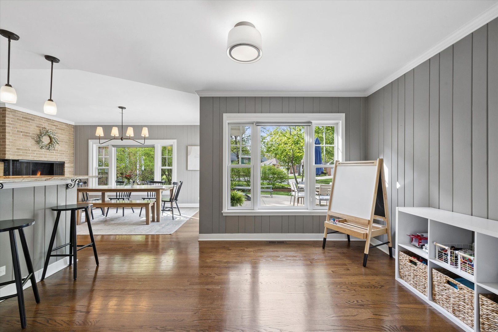 258 Crest Road Glen Ellyn, IL 60137 - Photo 10 of 41