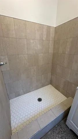 $1,000 | 2707 Lincoln Street, Unit 18, Hollywood, FL 33020