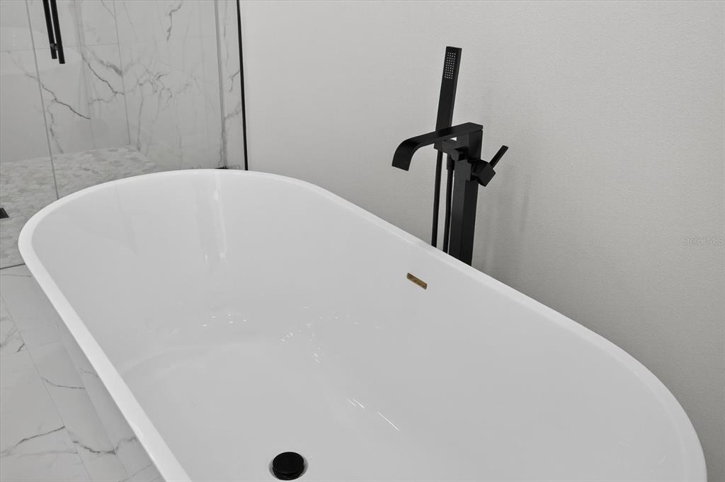 2719 West St John Street Tampa, FL 33607 - Photo 40 of 44 a close view of a sink in the bathroom