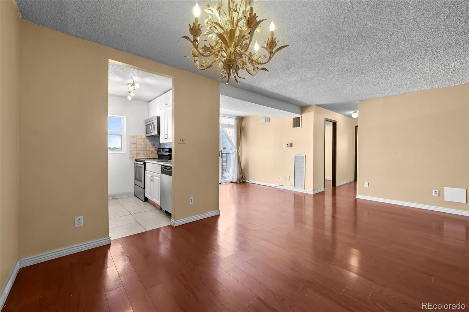 2 Adams Street, Unit 1507 Denver, CO 80206 - Photo 11 of 26