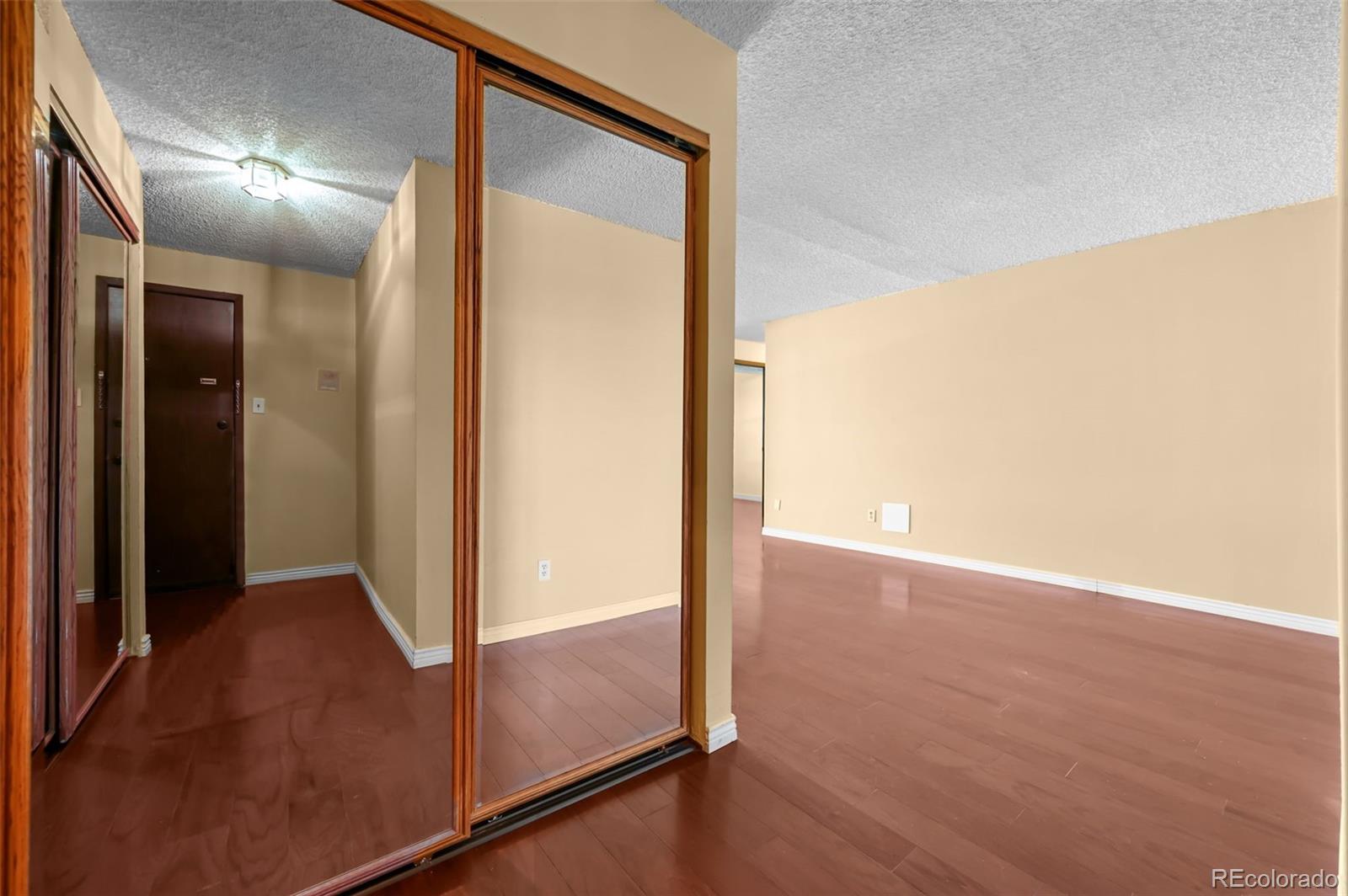 2 Adams Street, Unit 1507 Denver, CO 80206 - Photo 5 of 26