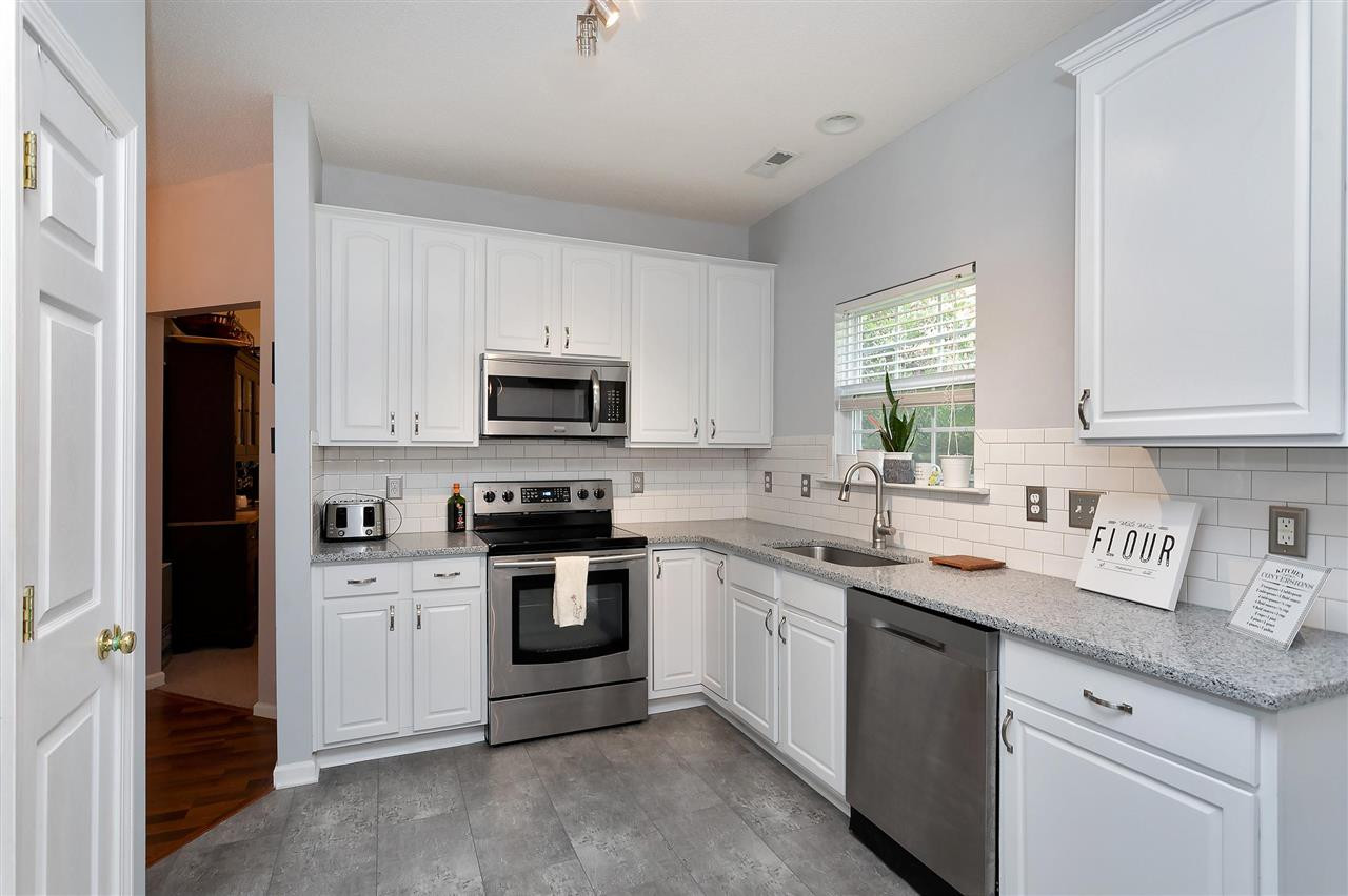 10807 Pendragon Place Raleigh, NC 27614 - Photo 16 of 30 Photo 16