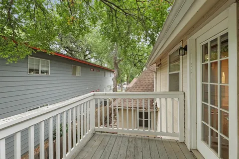 $215,000 | 1110 West 22nd Street, Unit 8, Austin, TX 78705
