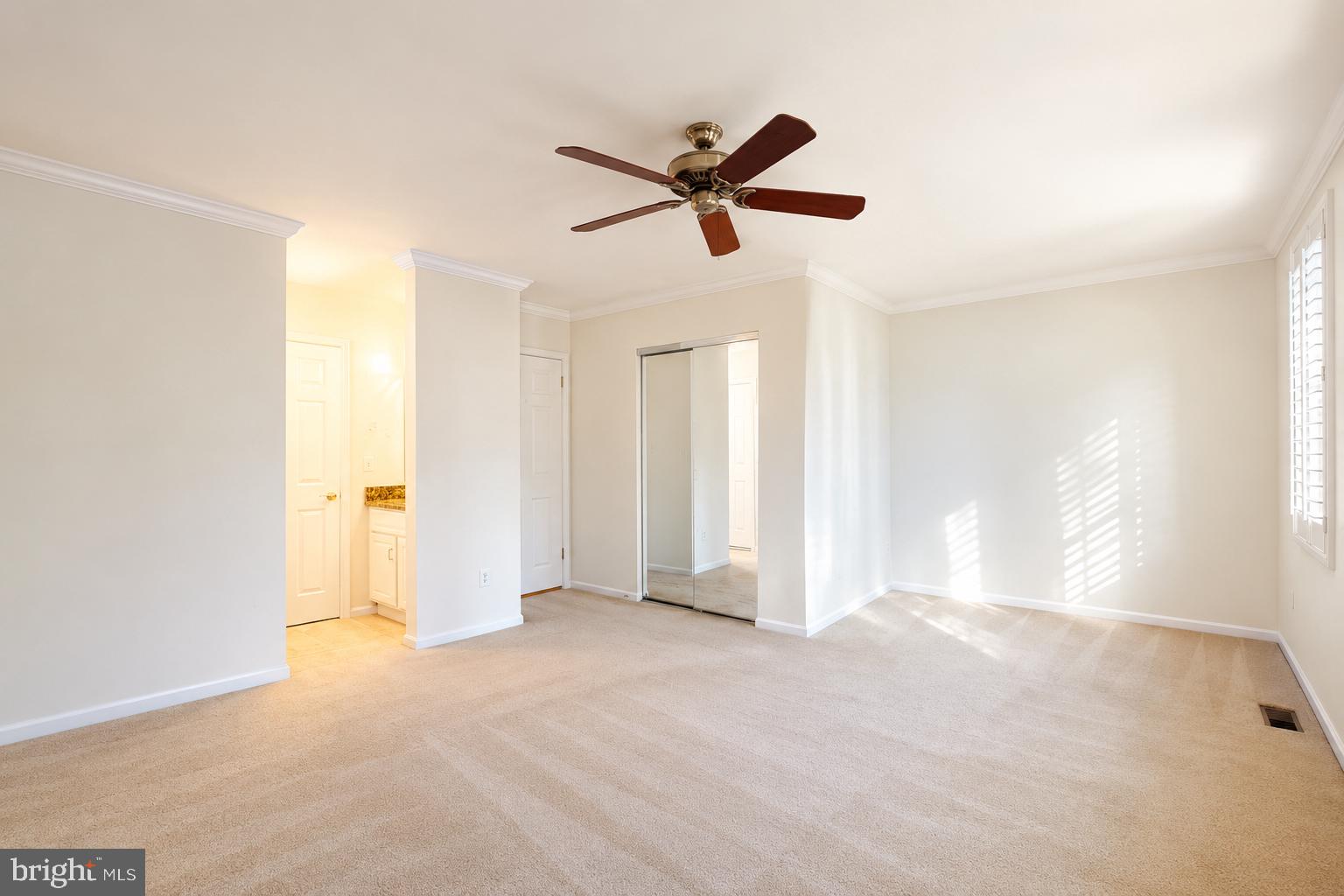 2184 Pond View Court Reston, VA 20191 - Photo 22 of 34