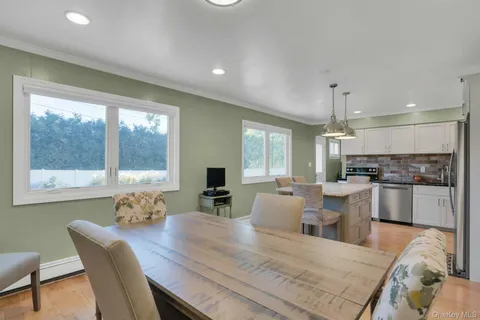 $849,000 | 15 Empire Court, Commack, NY 11725