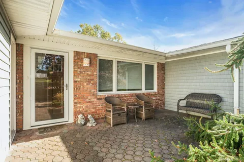 $849,000 | 15 Empire Court, Commack, NY 11725