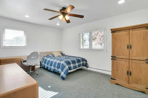 $849,000 | 15 Empire Court, Commack, NY 11725