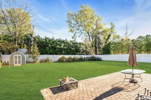 $849,000 | 15 Empire Court, Commack, NY 11725