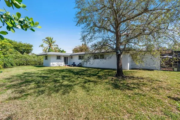 $1,950,000 | 13780 Southwest 73rd Court, Palmetto Bay, FL 33158