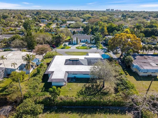 $1,950,000 | 13780 Southwest 73rd Court, Palmetto Bay, FL 33158