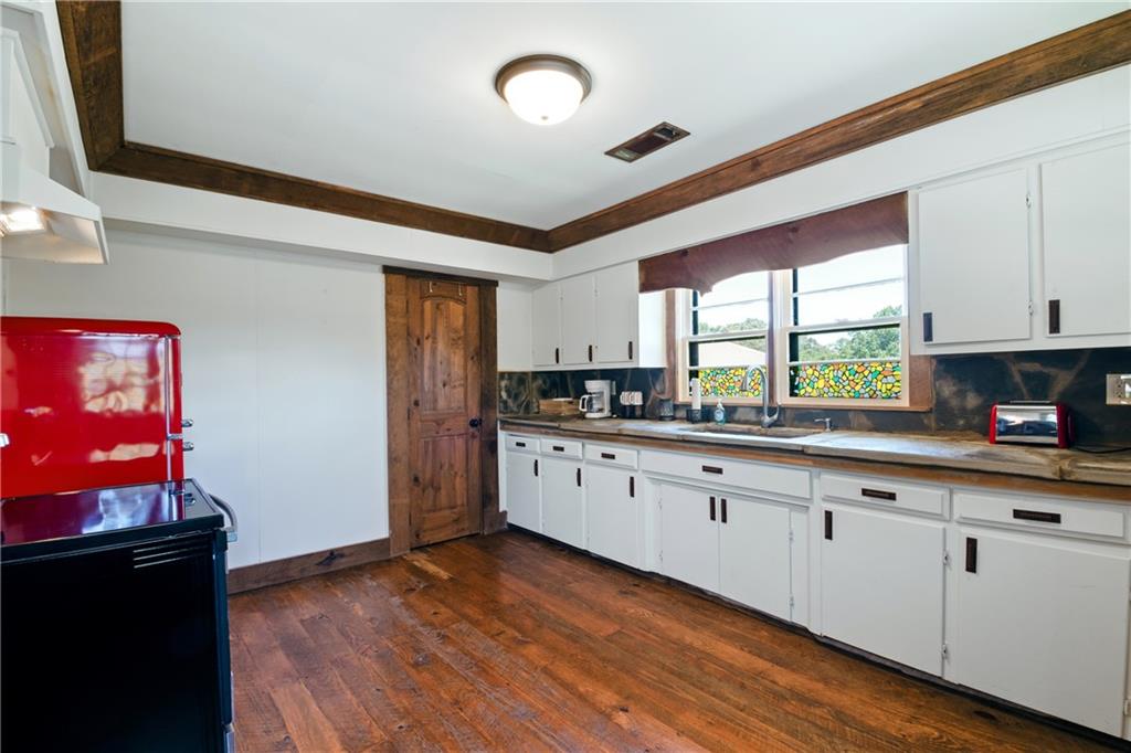 1535 Blue Ridge Drive Blue Ridge, GA 30513 - Photo 3 of 37