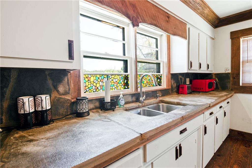 1535 Blue Ridge Drive Blue Ridge, GA 30513 - Photo 5 of 37