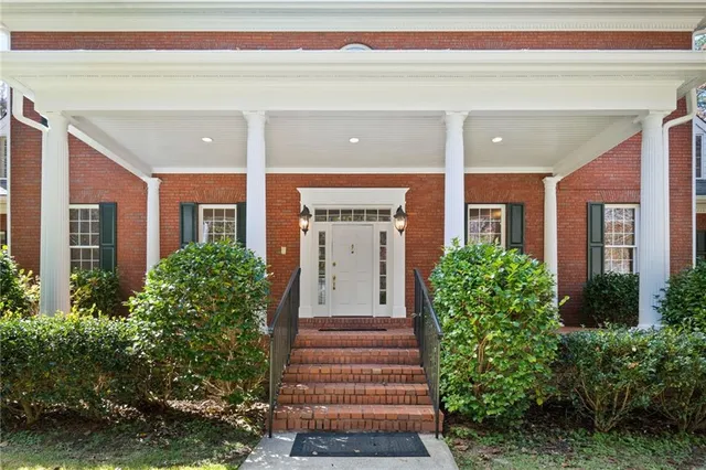 $2,200,000 | 8467 Hearn Road, Chattahoochee Hills, GA 30268