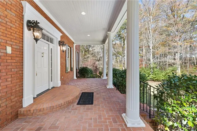 $2,200,000 | 8467 Hearn Road, Chattahoochee Hills, GA 30268