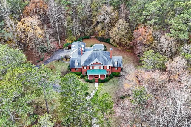 $2,200,000 | 8467 Hearn Road, Chattahoochee Hills, GA 30268
