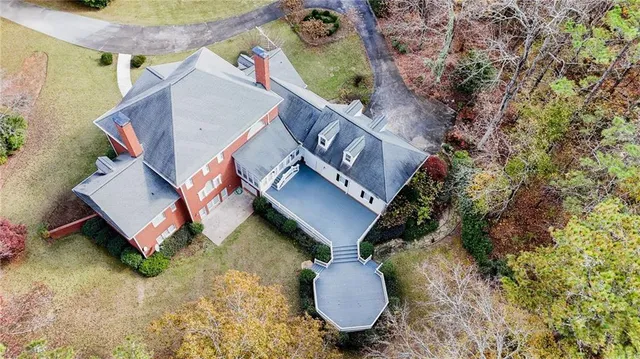 $2,200,000 | 8467 Hearn Road, Chattahoochee Hills, GA 30268