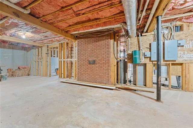 $2,200,000 | 8467 Hearn Road, Chattahoochee Hills, GA 30268