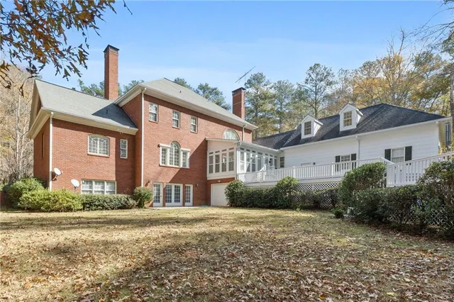 $2,200,000 | 8467 Hearn Road, Chattahoochee Hills, GA 30268