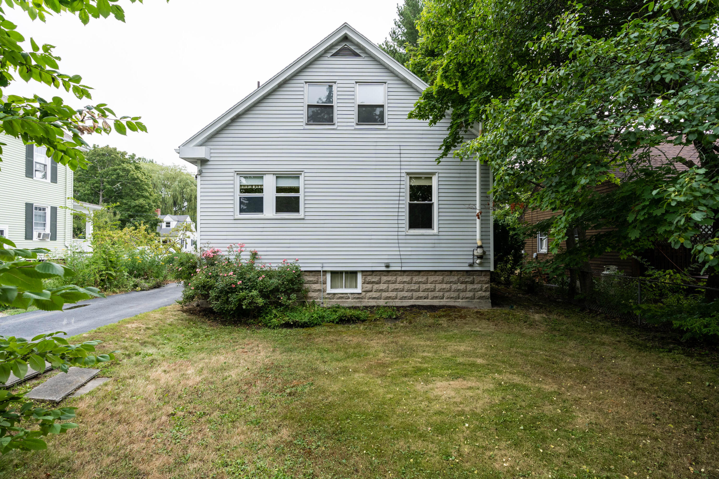 22 Caleb Street Portland, ME 04102 - Photo 62 of 71 1.Exterior-15