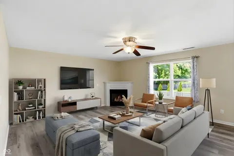 $379,999 | 10802 Pleasant View Lane, Fishers, IN 46038