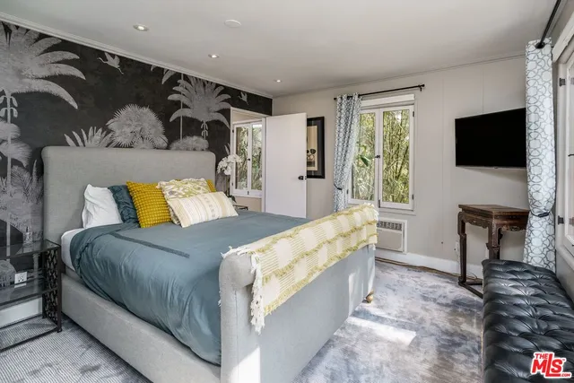 $5,200 | 2066 Glencoe Way, Los Angeles, CA 90068