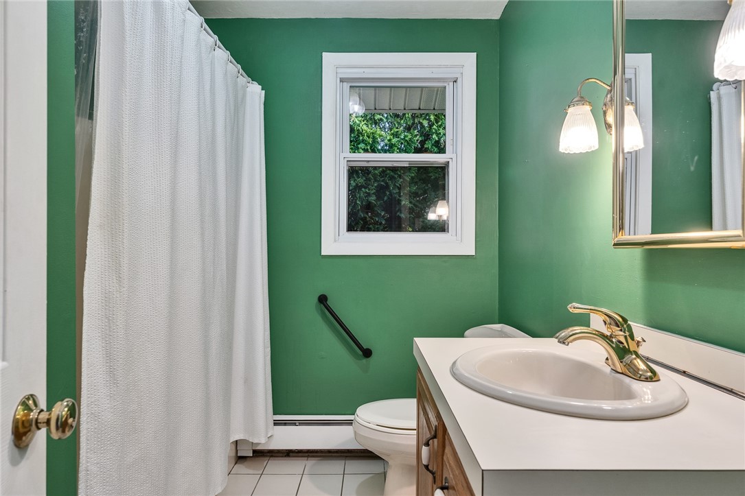 84 East Shore Road Narragansett, RI 02882 - Photo 27 of 37