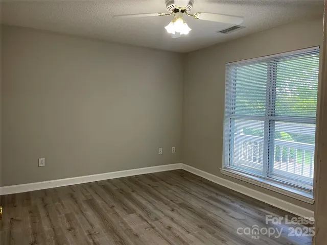 $1,750 | 1329 Torrence Circle, Davidson, NC 28036