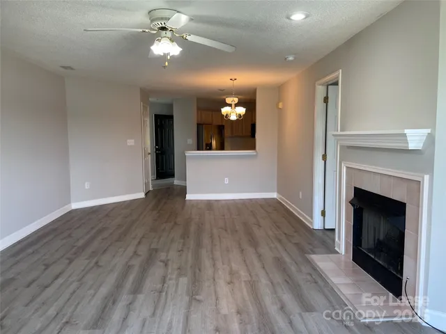 $1,750 | 1329 Torrence Circle, Davidson, NC 28036