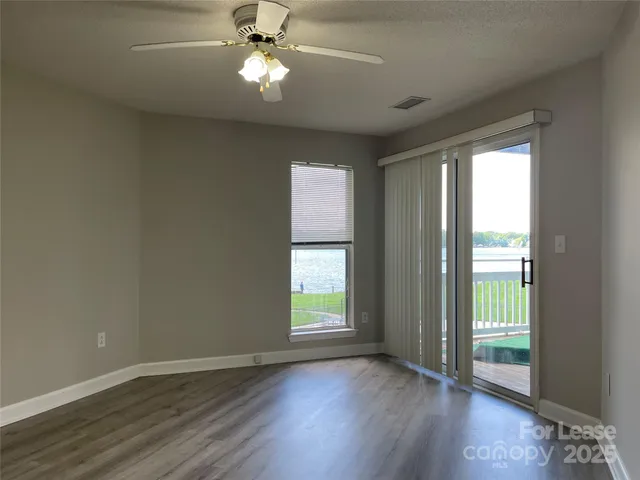 $1,750 | 1329 Torrence Circle, Davidson, NC 28036