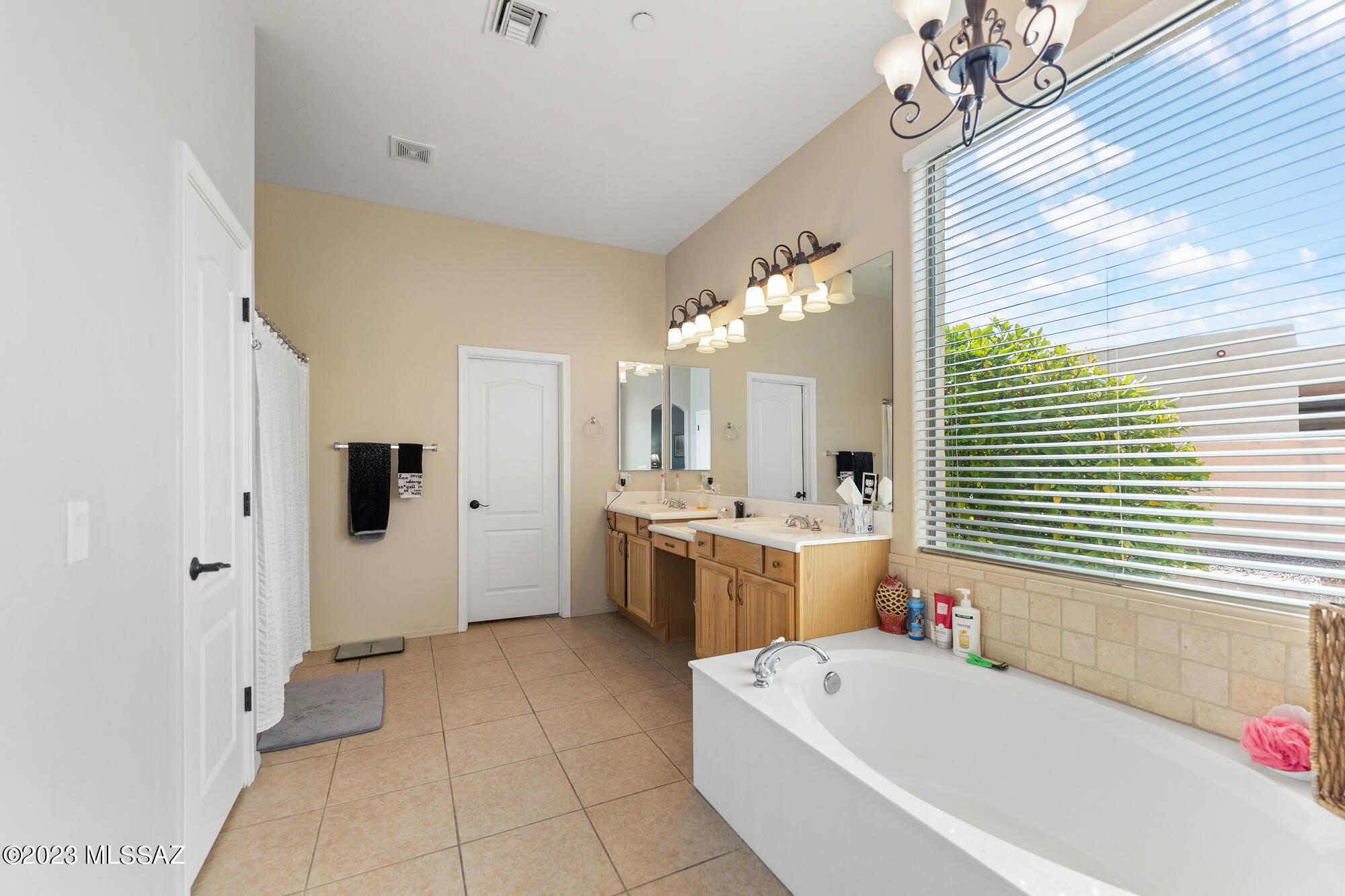 11775 North Copper Ridge Place Tucson, AZ 85737 - Photo 17 of 35