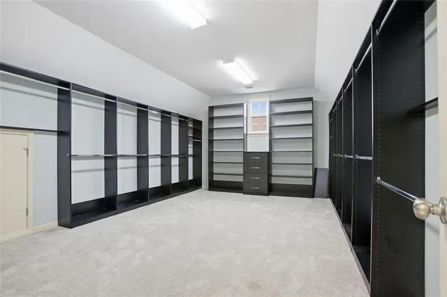 a view of empty room with an empty space